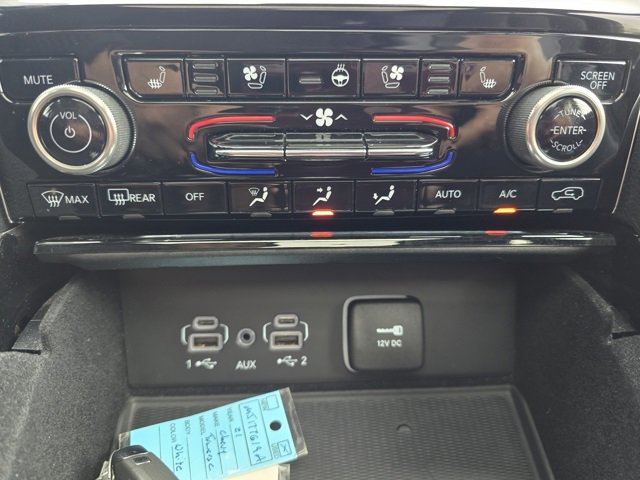 Used 2021 Jeep Grand Cherokee L Overland w/ Luxury Tech Group IV image 15