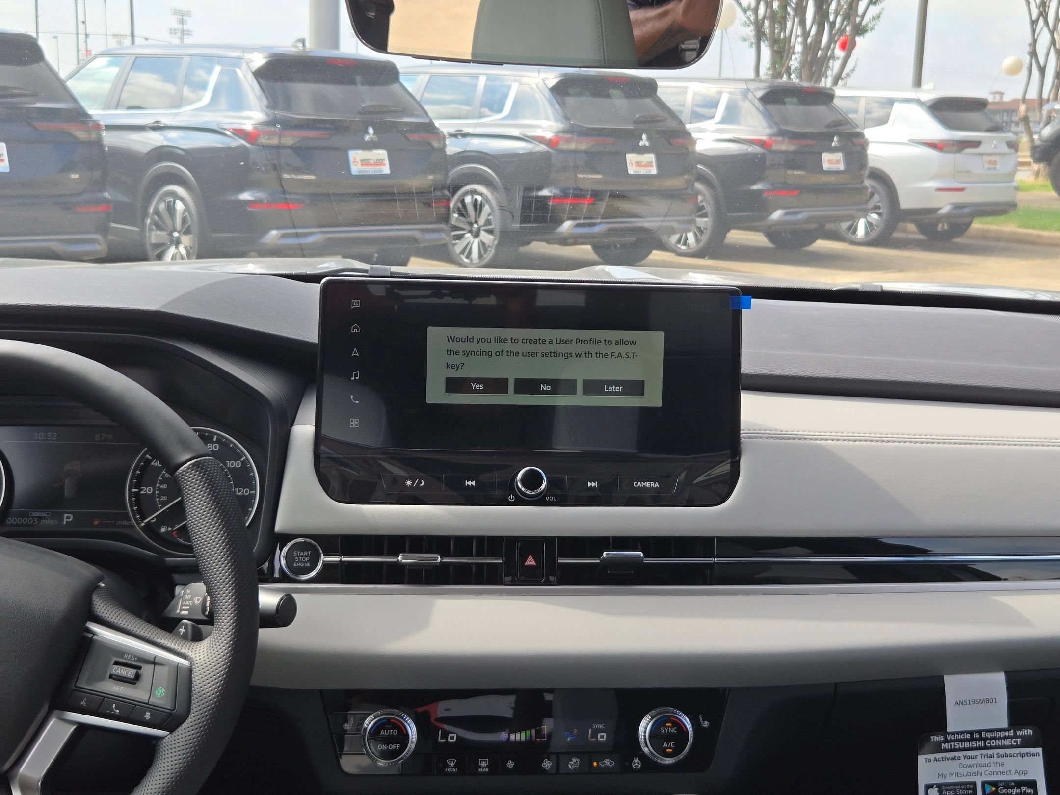 New 2026 Mitsubishi Outlander SE FWD image 15