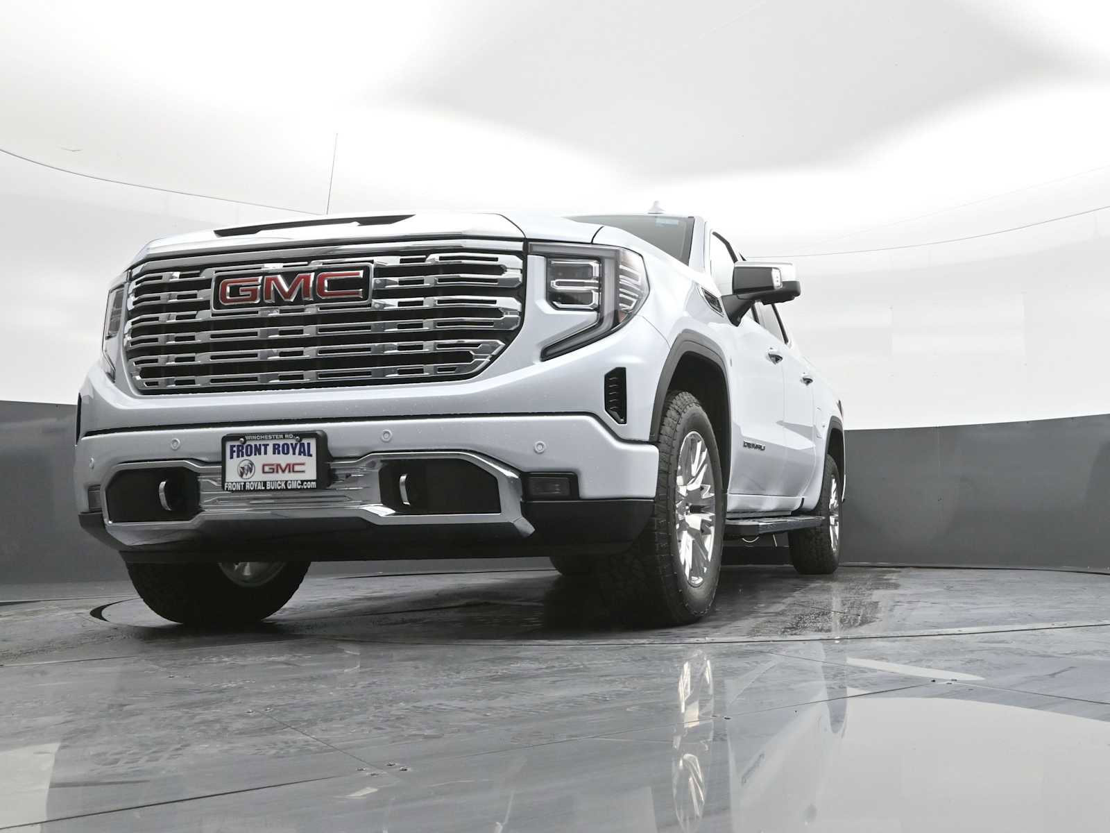 New 2026 GMC Sierra 1500 Denali w/ Technology Package AWD/4WD image 37