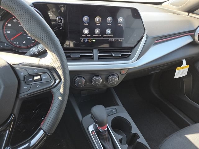 New 2026 Chevrolet Trax RS w/ Sunroof Package FWD image 34