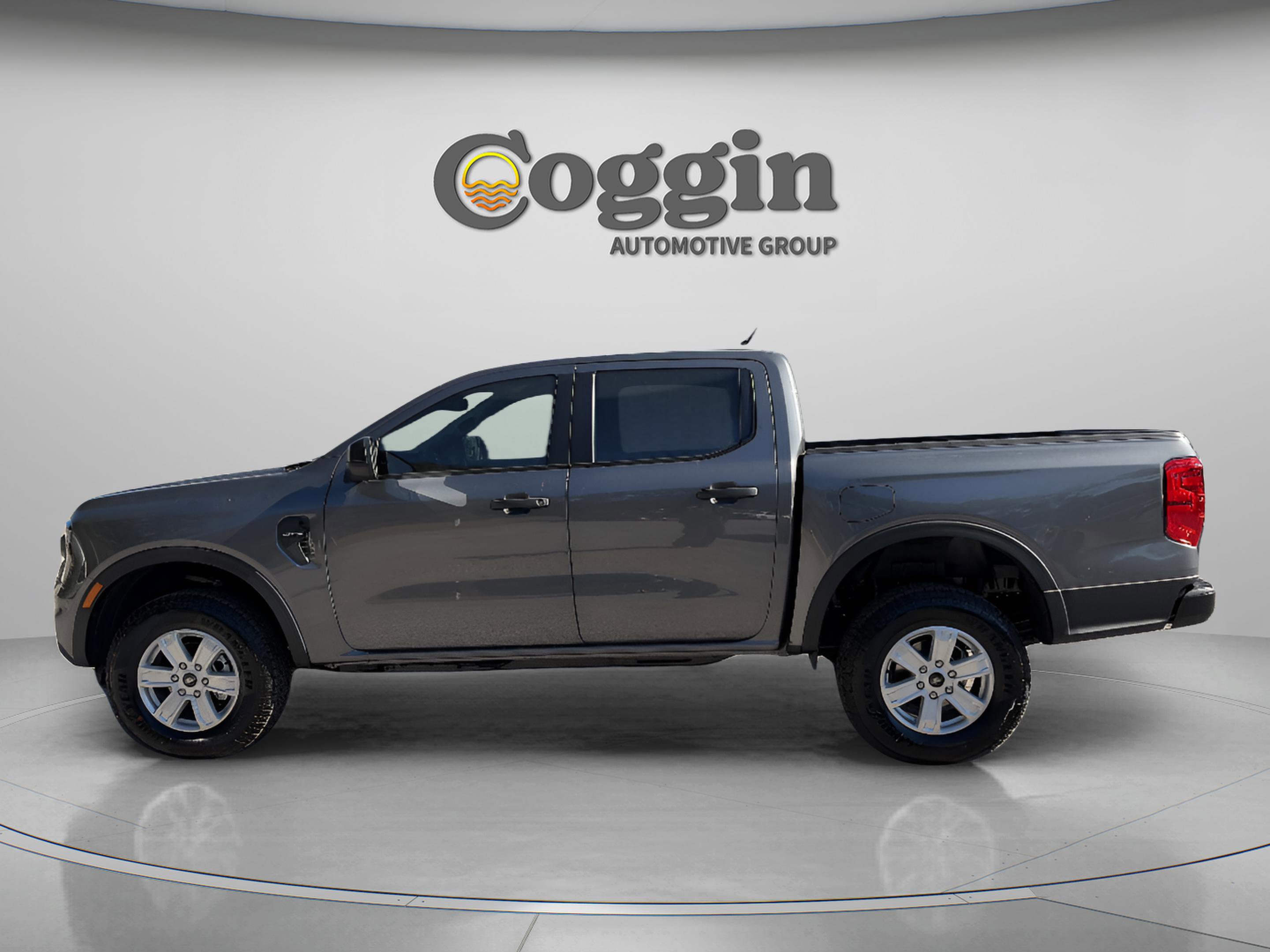 New 2025 Ford Ranger XL image 2