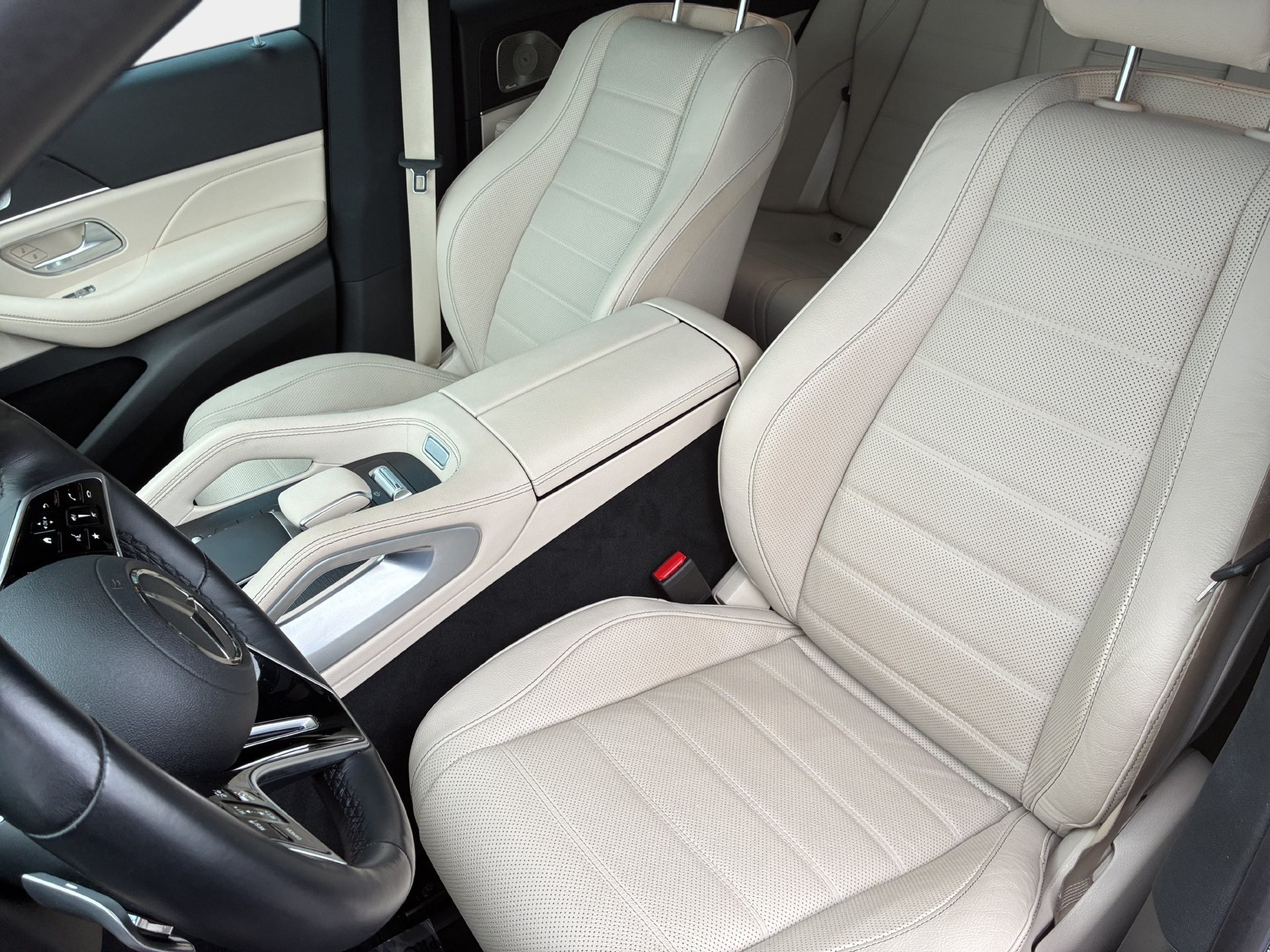 Certified 2025 Mercedes-Benz GLE 580 4MATIC image 15