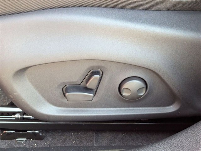 New 2026 Jeep Compass Limited image 12