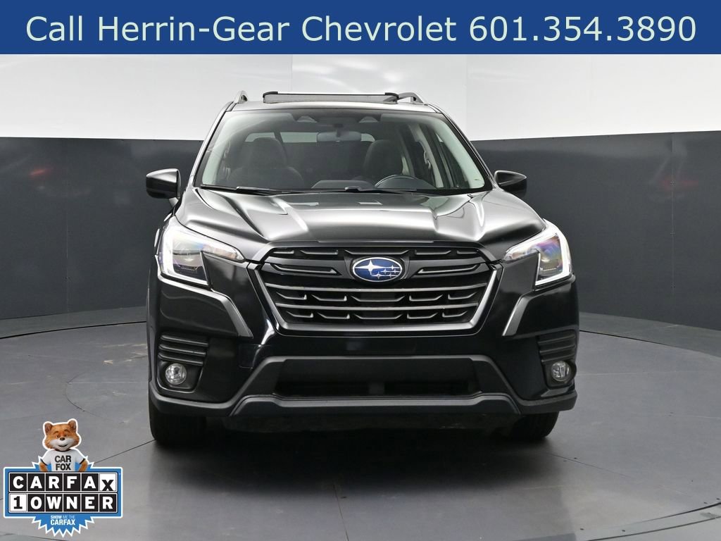 Used 2023 Subaru Forester Premium image 10