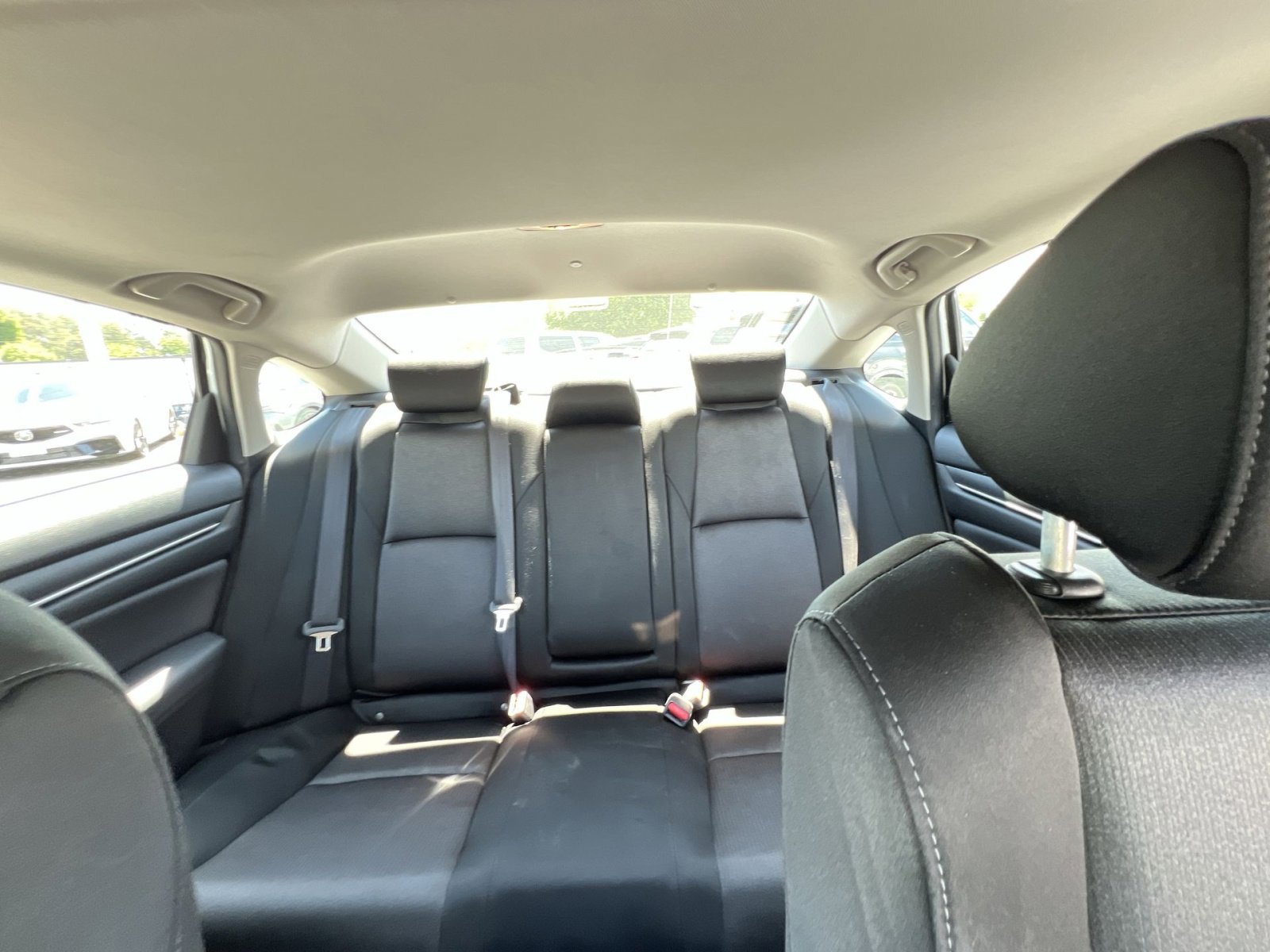 Used 2020 Honda Accord EX image 5