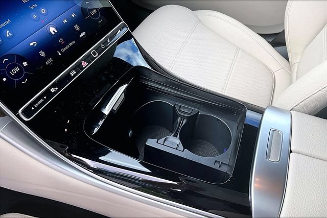 New 2026 Mercedes-Benz C 300 4MATIC Sedan image 9