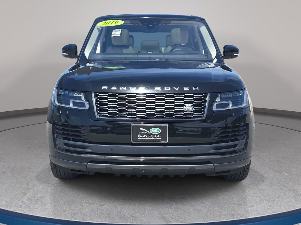 Used 2019 Land Rover Range Rover image 3