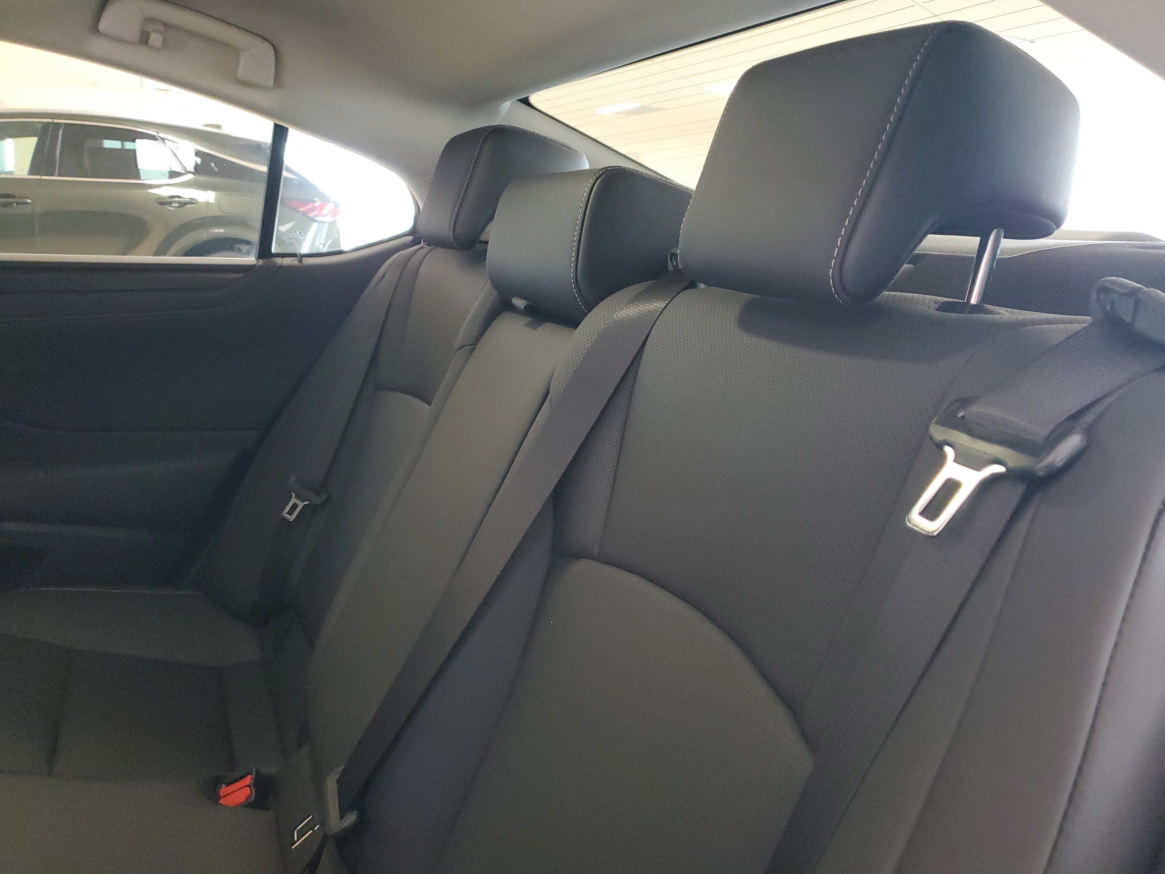 Used 2024 Lexus ES 350 w/ Premium Package FWD image 12