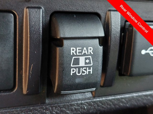 Used 2023 Toyota Tacoma TRD Off-Road w/ Technology Package AWD/4WD image 23