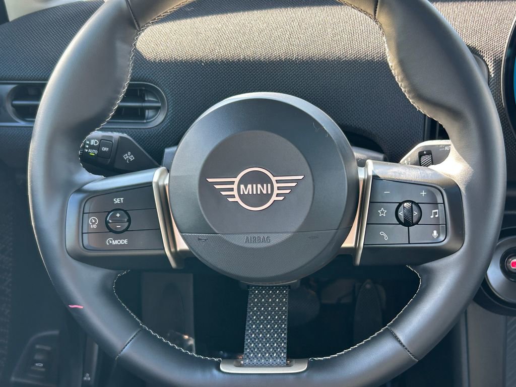 Used 2025 MINI Cooper S image 18