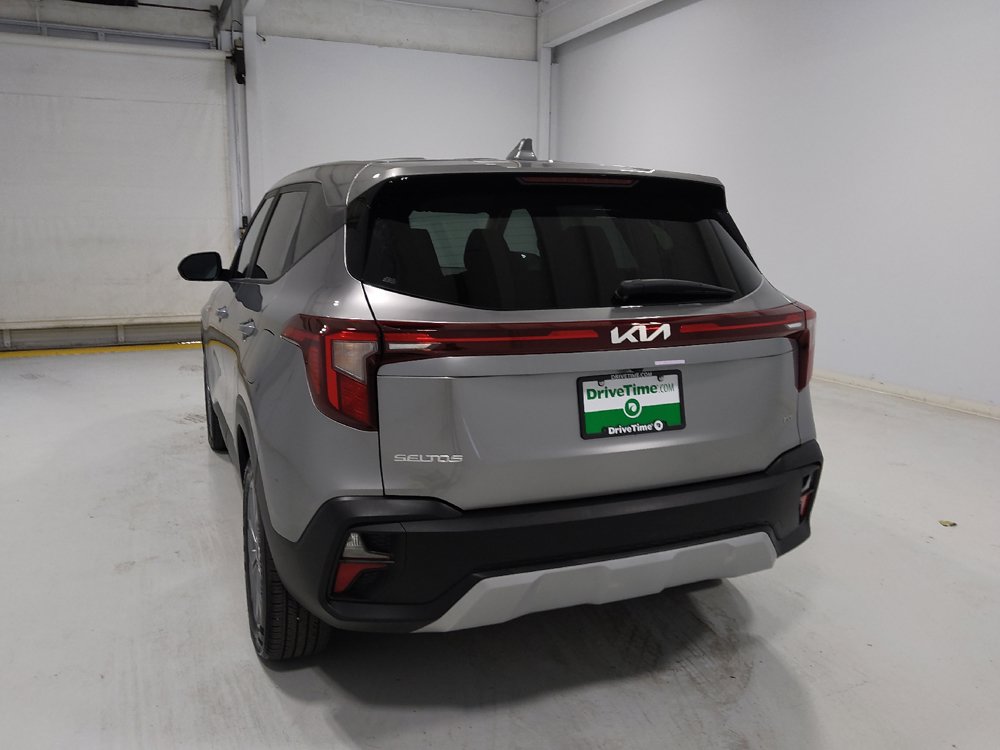 Used 2024 Kia Seltos LX AWD/4WD image 6