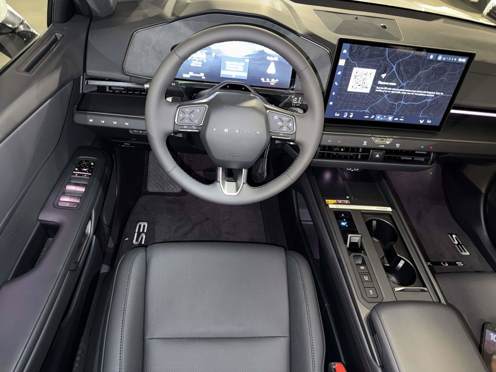 New 2026 Lexus ES 500e AWD/4WD image 3