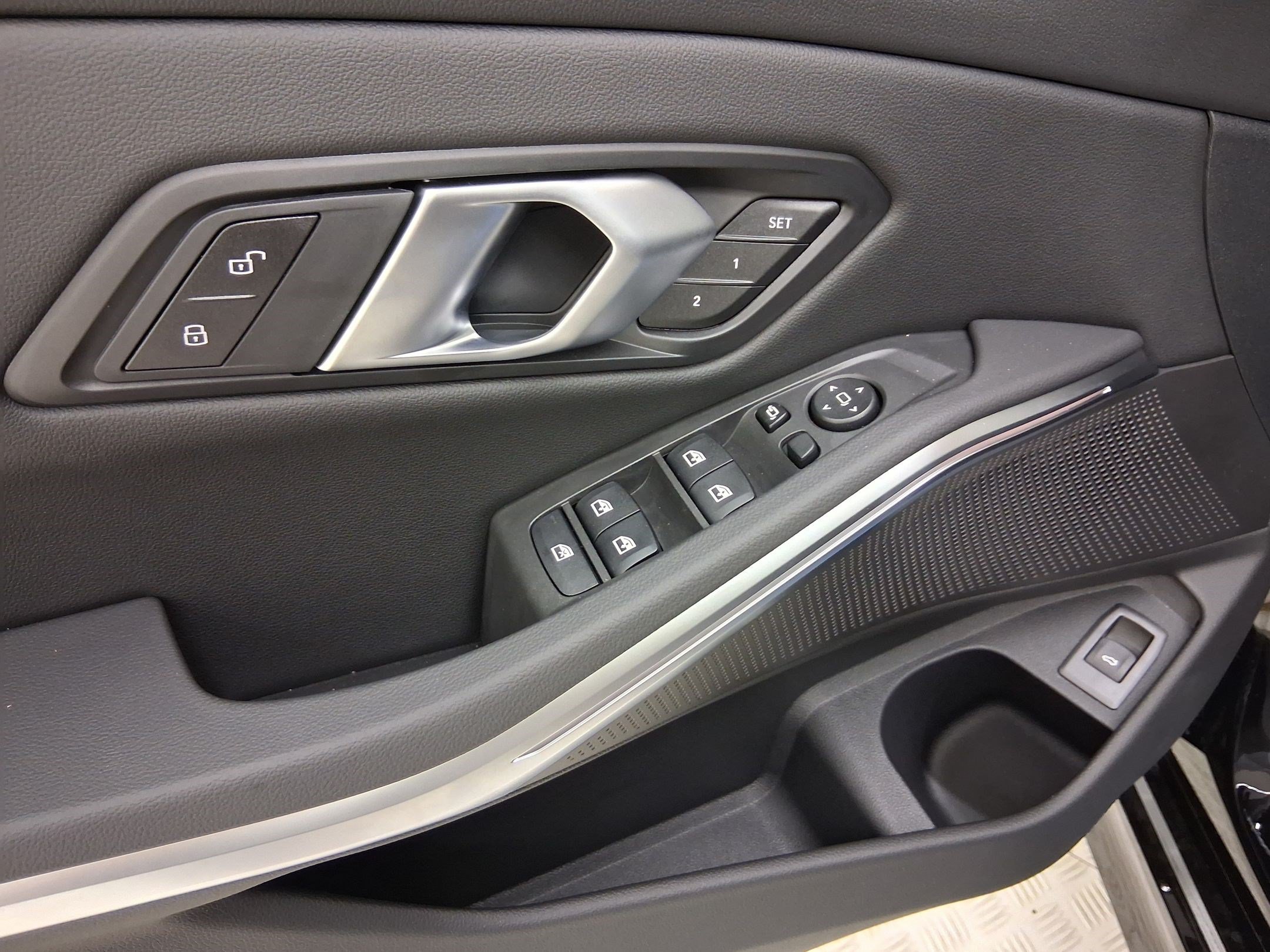 New 2026 BMW 330i Sedan w/ Convenience Package RWD image 26