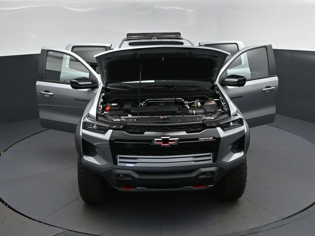 New 2026 Chevrolet Colorado ZR2 w/ Midnight Edition AWD/4WD image 54