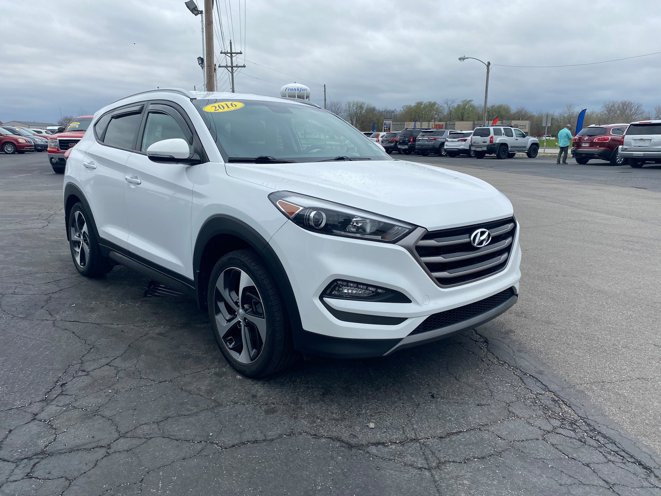 Used 2016 Hyundai Tucson Sport FWD image 3