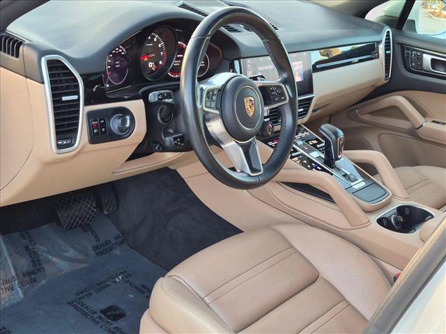 Used 2021 Porsche Cayenne Coupe AWD/4WD image 9