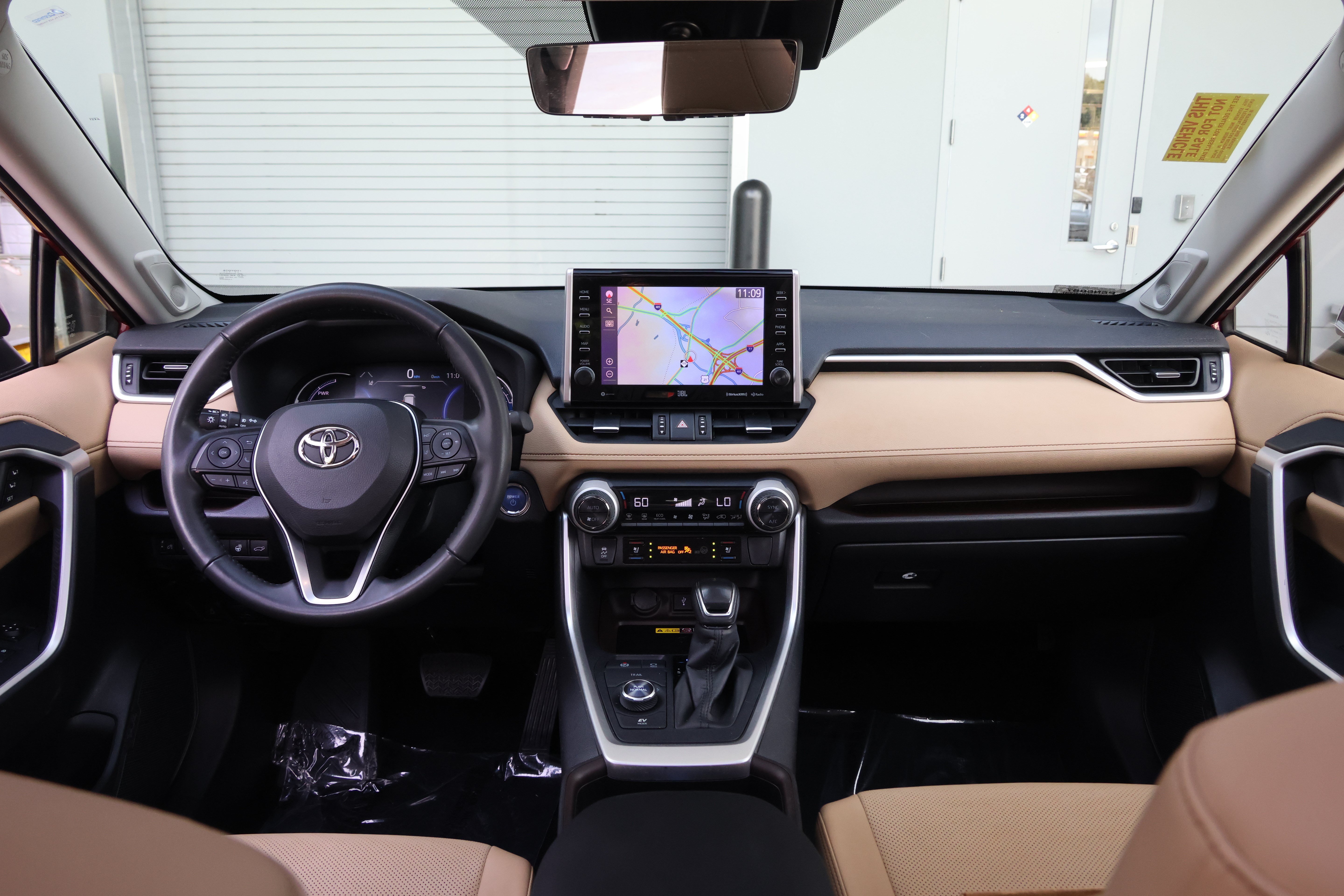 Used 2022 Toyota RAV4 Limited AWD/4WD image 16
