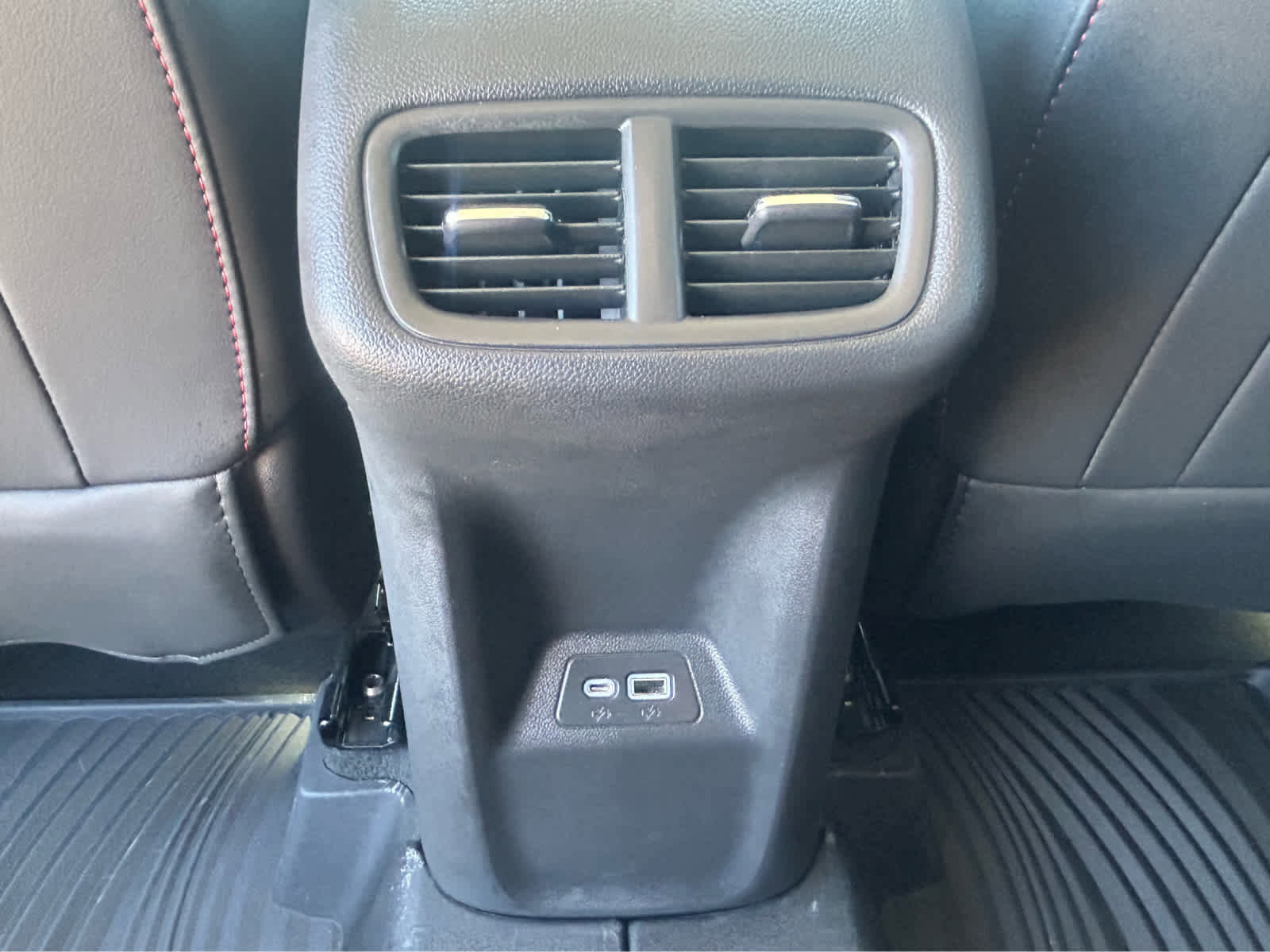 Used 2022 Buick Envision Essence w/ Technology Package I FWD image 13