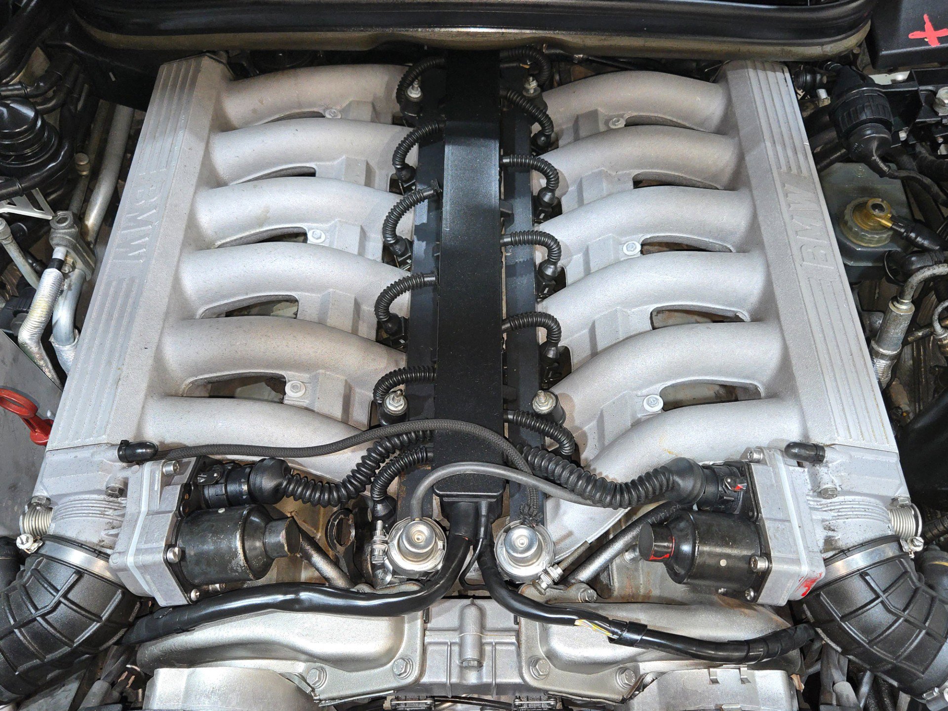 Used 1991 BMW 850i image 9