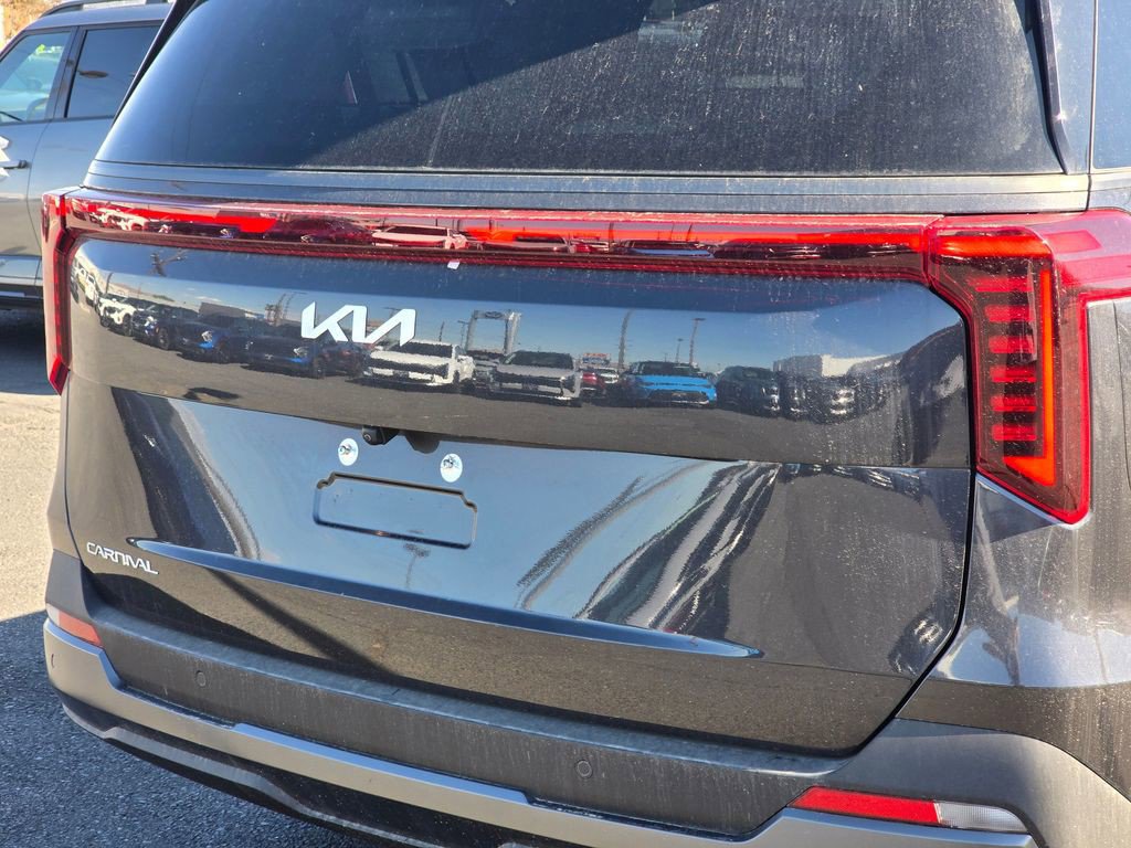 New 2025 Kia Carnival SX Prestige FWD image 14