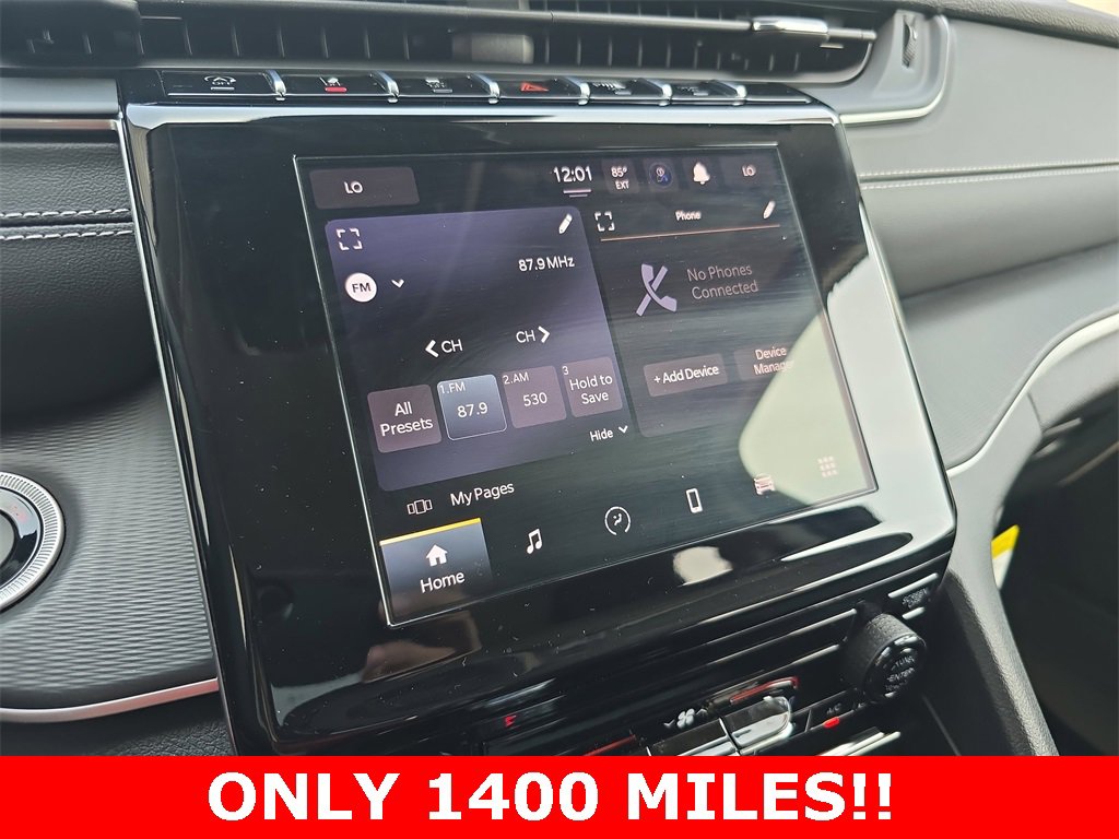 Used 2023 Jeep Grand Cherokee Laredo image 22