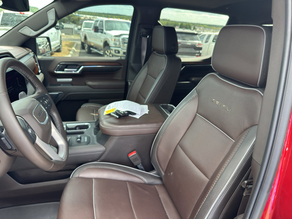 Used 2024 GMC Sierra 1500 Denali AWD/4WD image 13