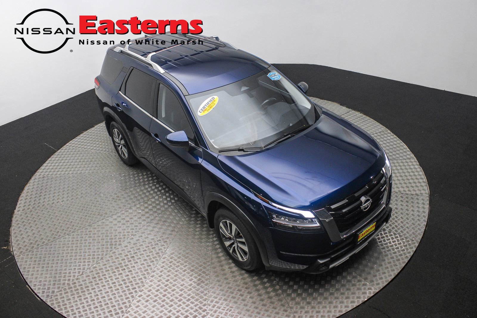 Used 2024 Nissan Pathfinder SL image 9