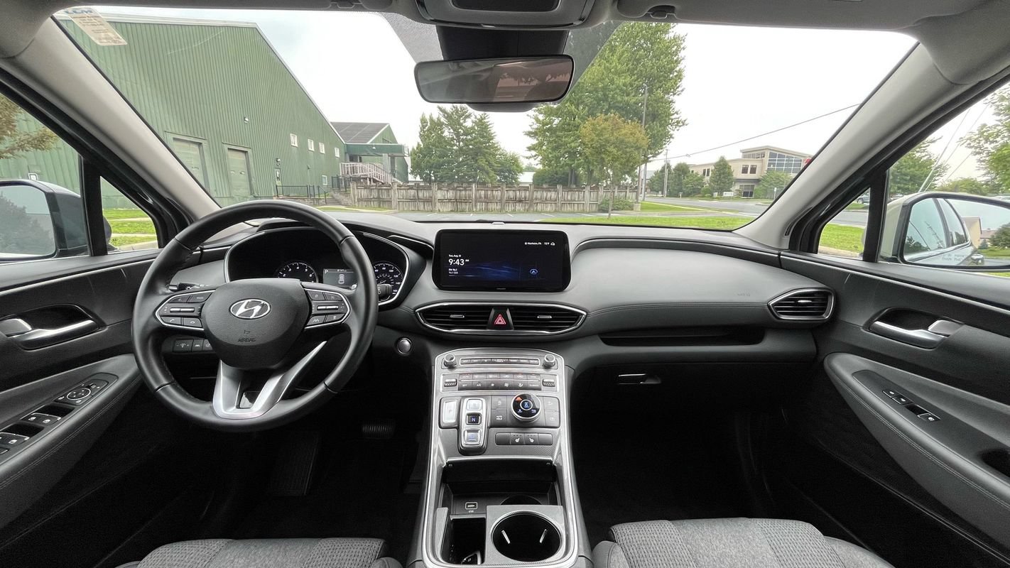 Used 2023 Hyundai Santa Fe SEL AWD/4WD image 15