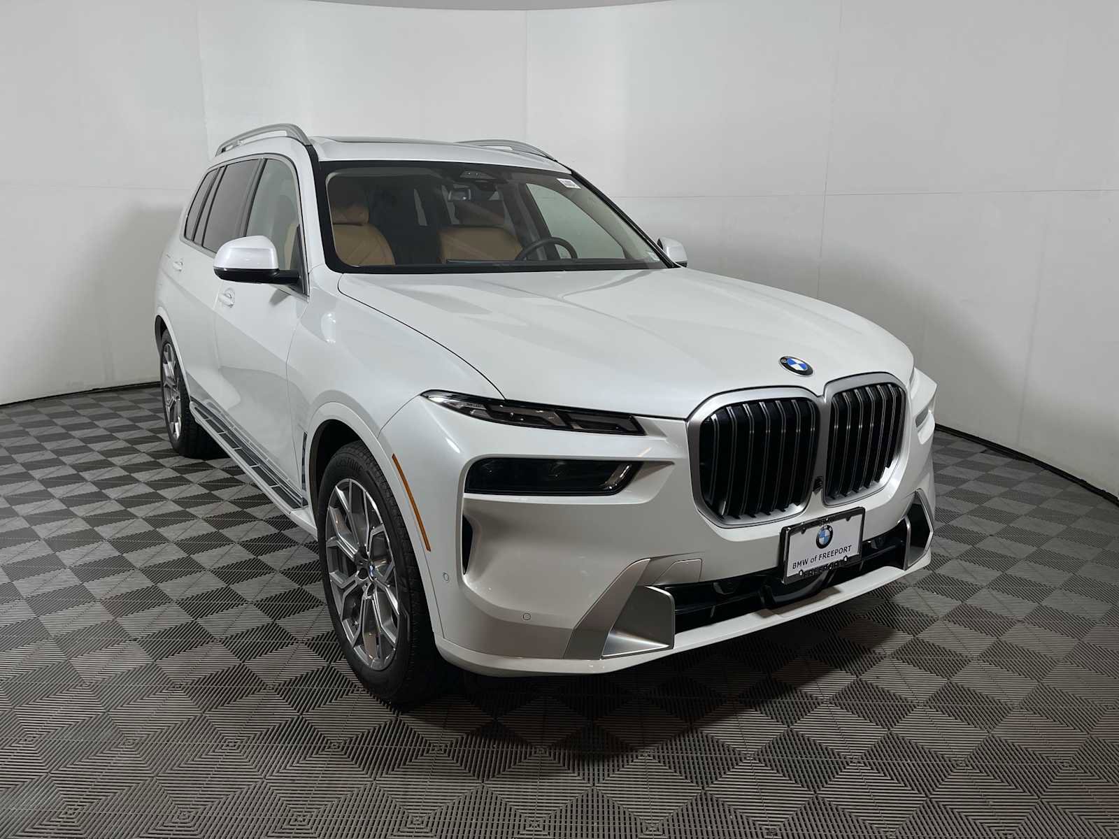 Used 2026 BMW X7 xDrive40i image 6