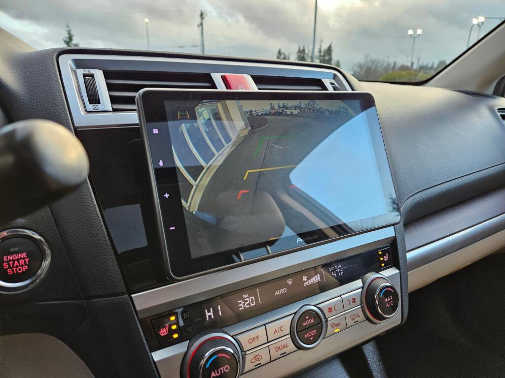 Used 2016 Subaru Outback 2.5i Limited image 35