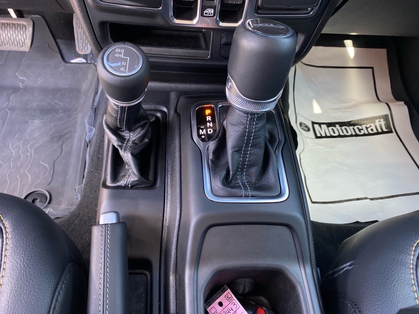 Used 2025 Jeep Gladiator Sport AWD/4WD image 12