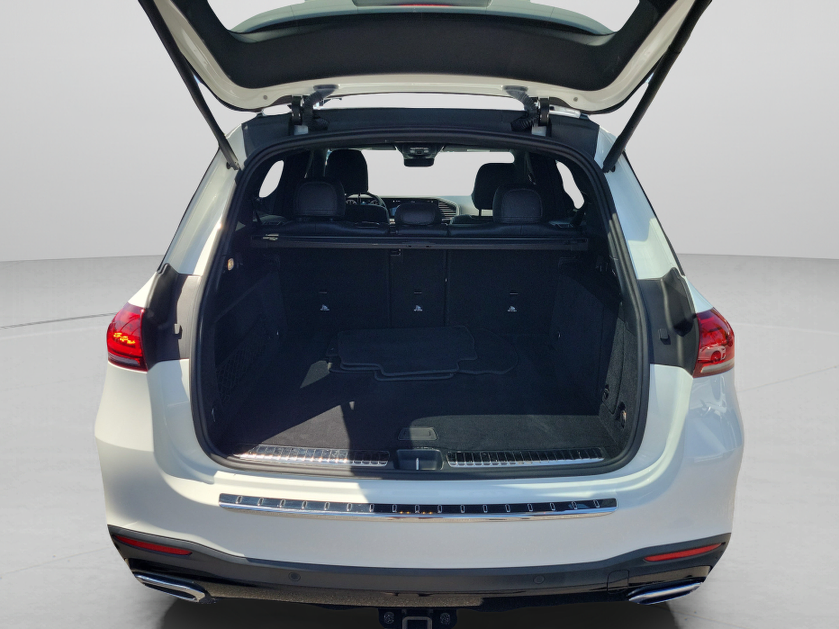 Used 2021 Mercedes-Benz GLE 350 4MATIC image 5