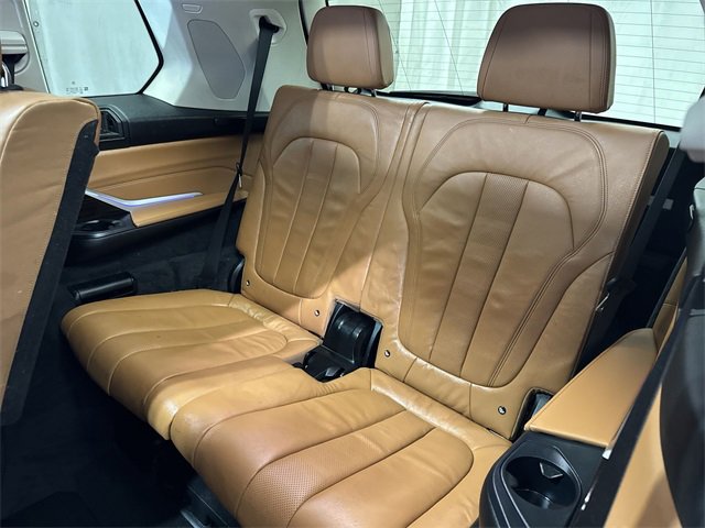 Used 2021 BMW X7 xDrive40i w/ Executive Package image 15