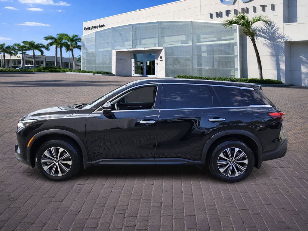 Certified 2023 INFINITI QX60 Pure image 4