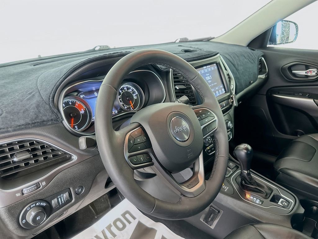 Used 2022 Jeep Cherokee Latitude Lux image 9