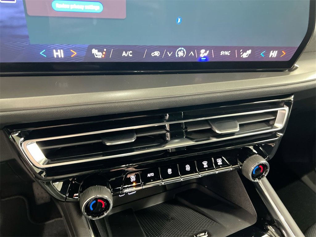 New 2026 Chevrolet Traverse LT w/ Driver Confidence Package image 16