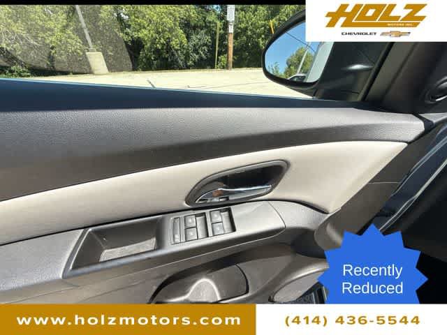 Certified 2011 Chevrolet Cruze LS FWD image 20