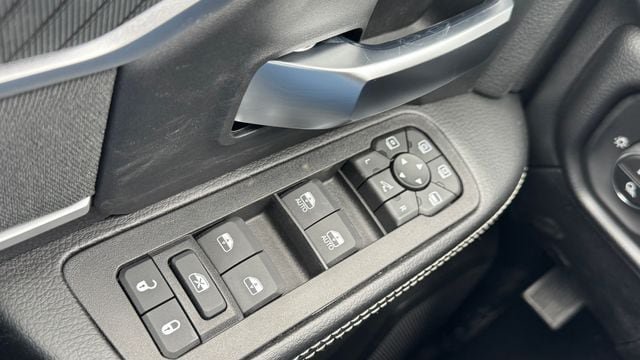 New 2026 RAM 2500 Big Horn AWD/4WD image 41