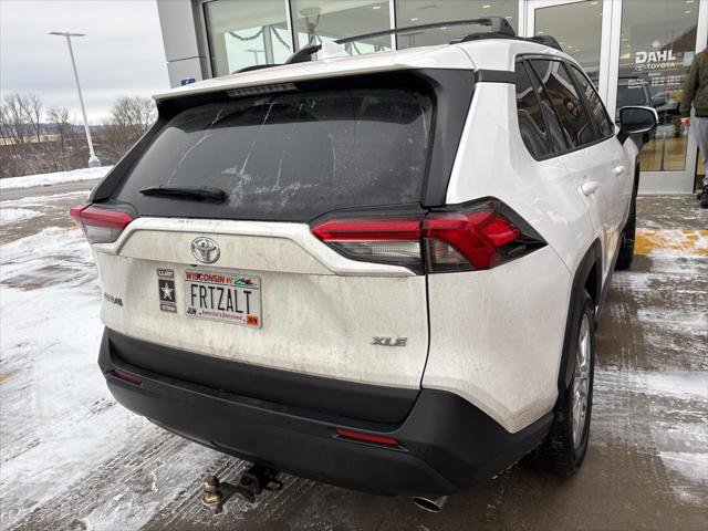 Certified 2019 Toyota RAV4 XLE Premium image 9