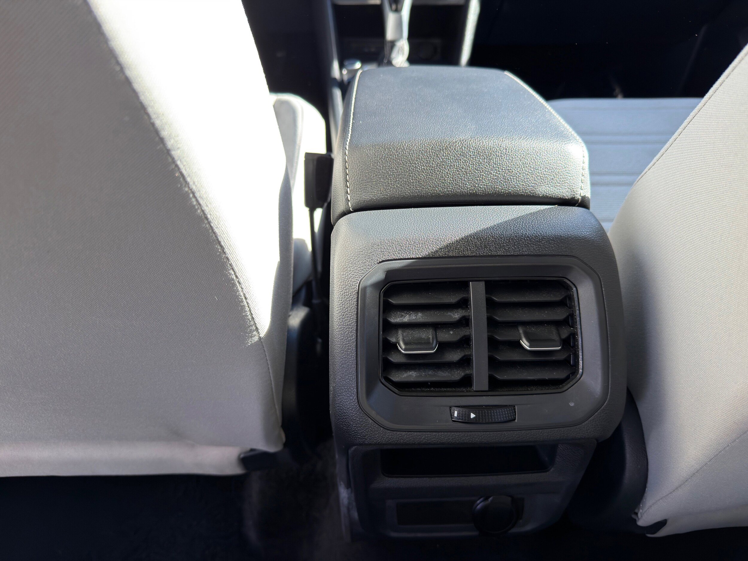 Used 2024 Volkswagen Tiguan S FWD image 23
