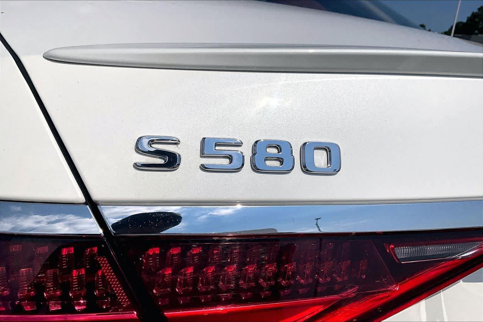 Used 2022 Mercedes-Benz S 580 4MATIC Sedan image 30