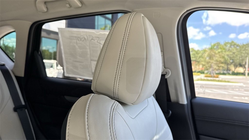 New 2025 MAZDA CX-5 AWD 2.5 S w/ Preferred Package image 21