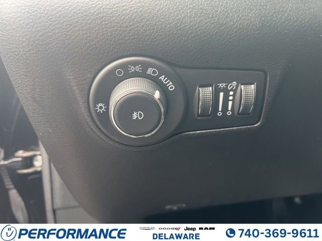 Used 2024 Jeep Compass Limited w/ High Altitude Package image 9