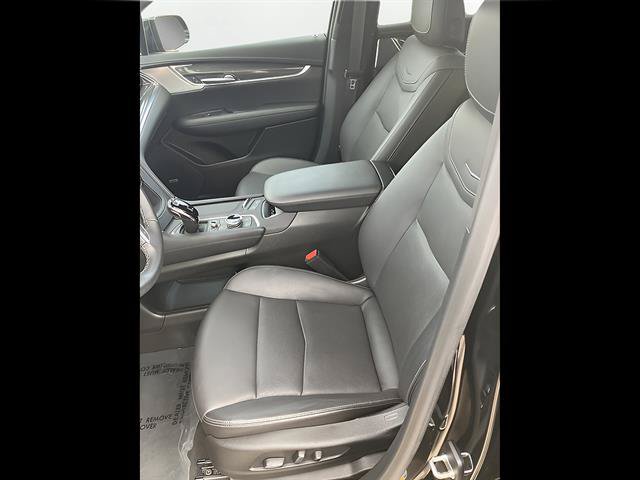 Certified 2024 Cadillac XT5 Sportv w/ Technology Package AWD/4WD image 11