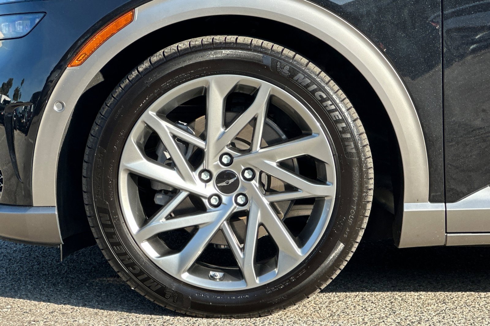 Used 2023 Genesis GV60 Advanced image 28