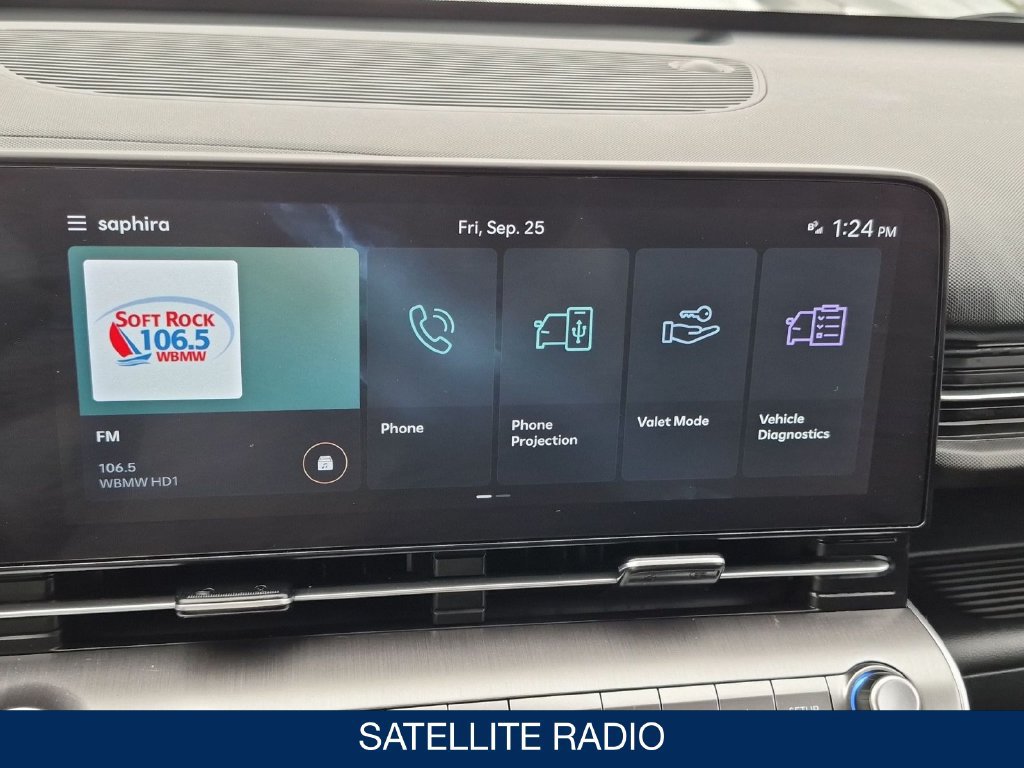 Certified 2025 Hyundai Kona SEL AWD/4WD image 23