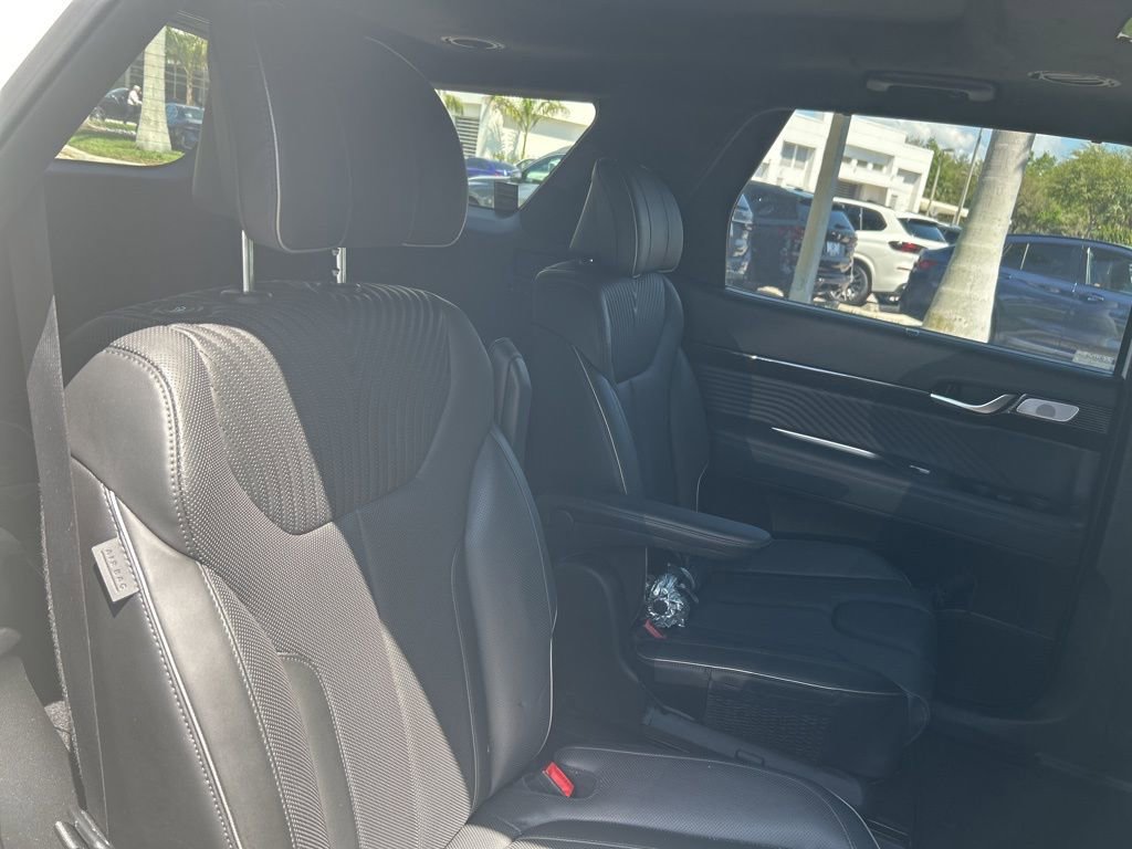 Used 2023 Hyundai Palisade Calligraphy image 52