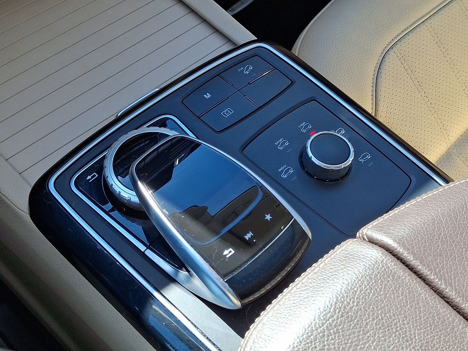Used 2018 Mercedes-Benz GLE 350 4MATIC image 16