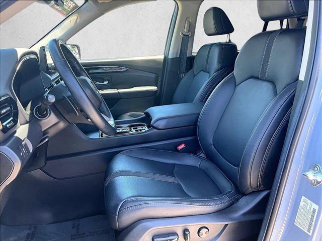 Used 2025 Honda Pilot Touring image 27
