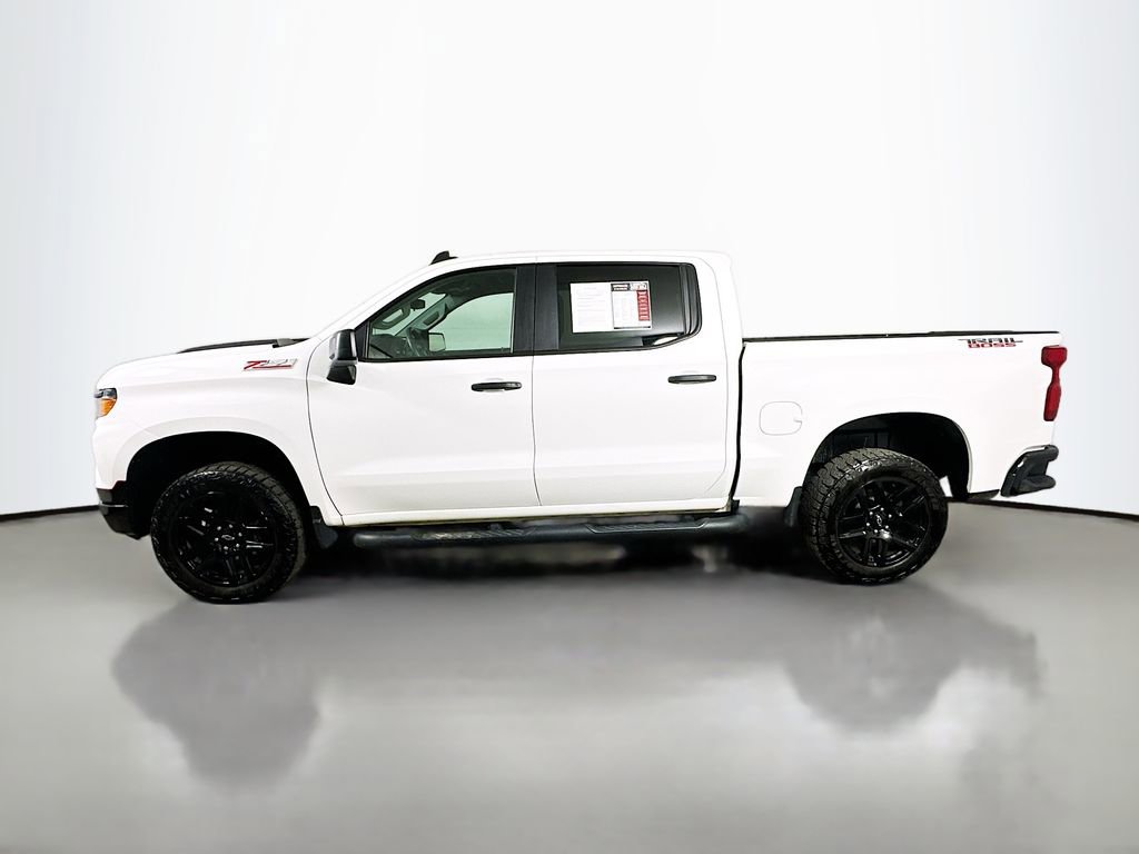 Used 2024 Chevrolet Silverado 1500 Custom Trail Boss AWD/4WD image 5